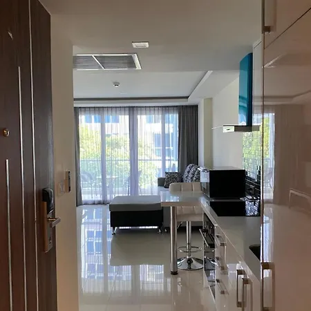 Grand Avenue Condo By Bormon Pattaya Exterior photo