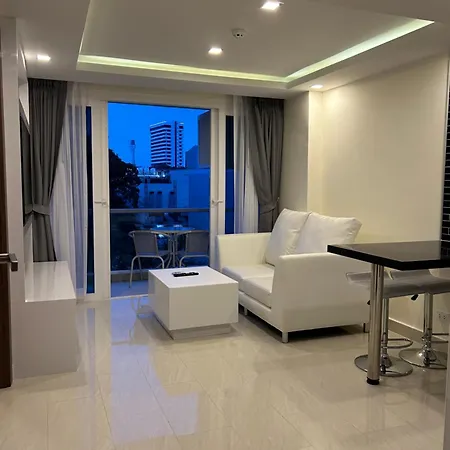 Grand Avenue Condo By Bormon Pattaya Exterior photo